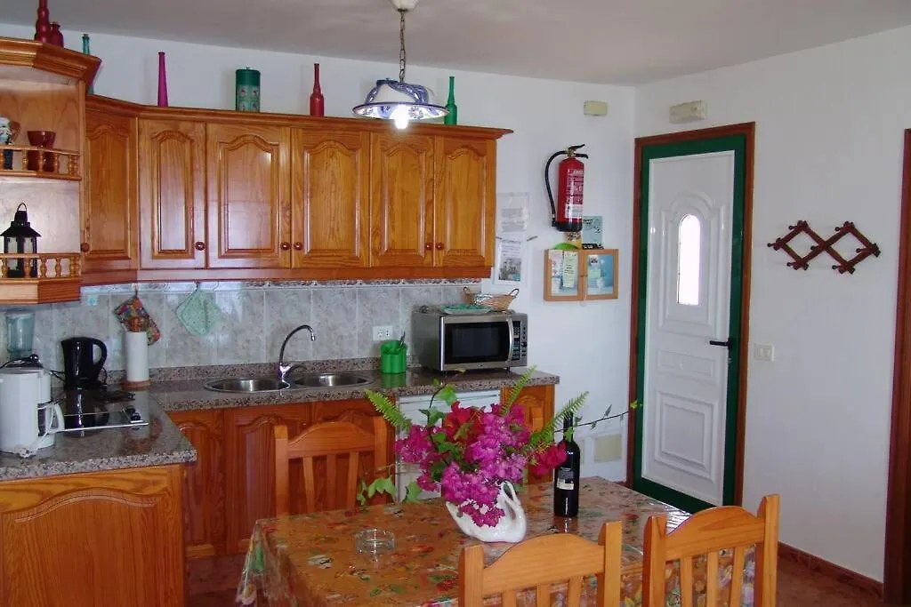 아파트 Apartamentos Finca Casa Jardin 티하라페 스페인